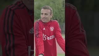 Berbatov’s Impression Of Nani Is Spot On…  #shorts #mufc