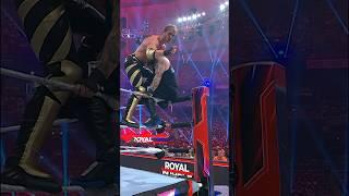 Logan Paul learned real quick to never try to Suplex Kevin Owens #RoyalRumble