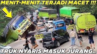 PARAH !!! Menit Menit Terjadi Macet di Sitinjau Lauik, Naas Truk Meluncur Nyaris Masuk Jurang