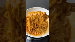 Samyang buldak quattro cheese with cheeseeeeeeeeeee #shorts #food