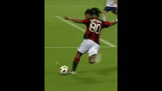 Ronaldinho Joga Bonito Skills 