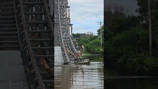 Flooding results in a visit to Valleyfair by kayak