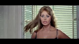 Unforgettable Striptease of Sofia Loren - Ieri Oggi Domani (1963) Marcello Mastroianni   HD