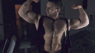 Giant Muscle Boy Destroying t-shirt With Awesome Huge Muscles | Sergey Frost