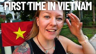 DELICIOUS BANH MI AND COOL VIEWS  (Hanoi Vietnam travel vlog)