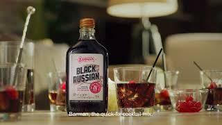Barman Black Russian