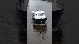 Der neue Siemer Trawler 52 auf der Jungfernfahrt im Küstenkanal.