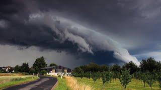 Achtung schon in der Nacht! Heftige Gewitter bis Sonntagabend