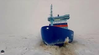 Атомный ледокол «Арктика» против льда