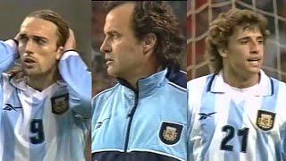 La única vez que Bielsa hizo jugar juntos a Batistuta y Crespo - 31/03/1999