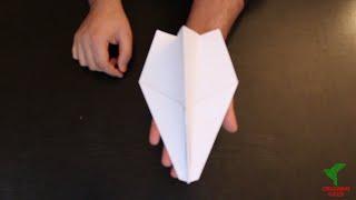 Simple origami plane that actually flies and maneuvers | Origami Geek