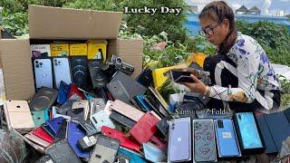 Restore iphone 11 pro max Broken screen | Lucky Day - Found phone good a lots in a carton box