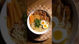 Ramen express 550kcal avec des nouilles instantanées  #recette