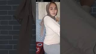 live bikin tegang jilbab montok