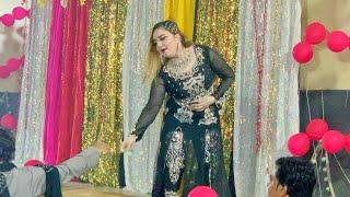 Fatima Gul Tight Paint Dance In New Stage Show