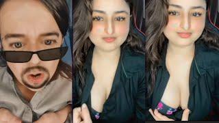 Waseem and sumbal tik tok live New video mazaq// Waseem mujhe dudu pela do