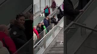 Singing “Beautiful Day” in Stratford Centre  #shorts