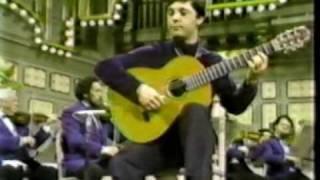 Rare Guitar Video: Angel Romeros plays Vivaldi RV93 3rd Movement