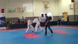 27. 4. 2019, Adam Provazník AKO, 1. souboj, MČR Kyokushin Karate v Hostinné