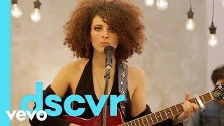 Marianne Mirage - Weeds - Vevo dscvr Italia​ (Live)