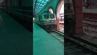 Intercity Express Superfast train reached at station  #shorts #viral please subscribe 