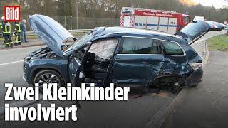 Baden-Württemberg: Auto überschlägt sich bei schwerem Verkehrsunfall