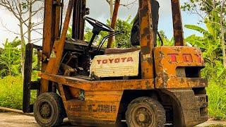 Old Forklift Trucks Restoration Project // TOYOTA Forklift Engine Repair