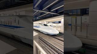 Пуля за 33 миллиона $ — обзор самого крутого поезда ЯПОНИИ Shinkansen #поезд #обзор #Япония