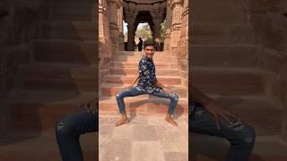 jhoome jo pathan #dance #funnyvideo #youtubeshorts #shortfeed #ytshorts