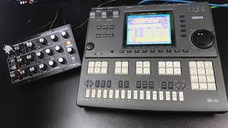 Using Yamaha QY-700 MIDI Sequencer (Pattern Mode) for Dawless Live Jamming