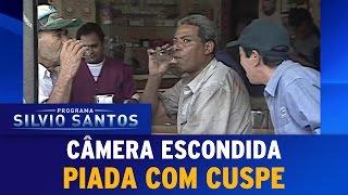 Câmera Escondida (02/10/16) - Contar Piada com cuspe