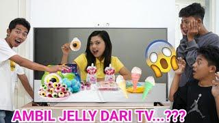 AMBIL PERMEN JELLY DARI TV, Arik Saputra Malah REBUTAN?! | Mikael TubeHD