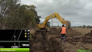 Excavator Topcon GPS   Pipeline digging