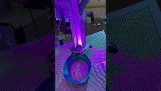 Awesome 3D printing robot with Friday disco vibes