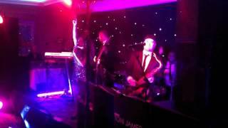 The Cottons Hotel Knutsford- The Toni James Band