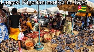 Largest Nigerian market community in Togo west Africa. Why are millions of Nigerians moving to Togo