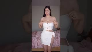 Tiktok no bra challenge   bouncing boobs   big boob's girl #tiktok #shorts #reels #nobra #bigboobs