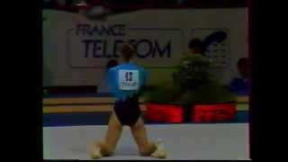 Svetlana BOGINSKAYA (URS) floor - 1990 French internationals EF