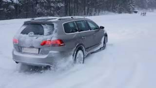 VW Passat Alltrack Snow Drift