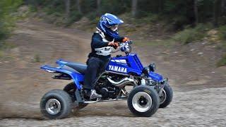 Yamaha Banshee 350 WIDE OPEN on a Dirt Road!! 2 STROKE Screaming **Headphones Recommended