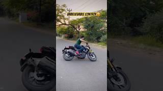 MT15 Unbelievable controlby Faraz stunt rider #farazstuntrider #bikers #superbikers #mt15