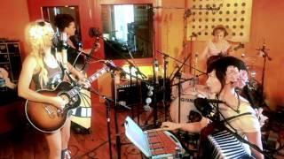 Katzenjammer - I Will Dance (When I Walk Away) - Acoustic Session