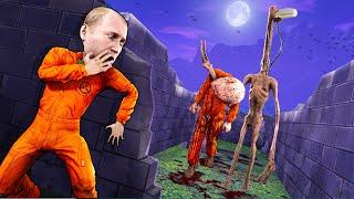 ФОНАРЕГОЛОВЫЙ В ЛАБИРИНТЕ! ОПАСНЫЙ SCP ПРЕСЛЕДУЕТ НАС! ВЫЖИТЬ В ЛАБИРИНТЕ С SCP В Garry`s Mod