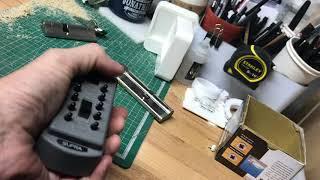 How to open a key safe