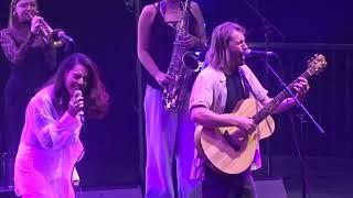 The Teskey Brothers (featuring Tabitha) - Blind without you (Live in Ziggo Dome)