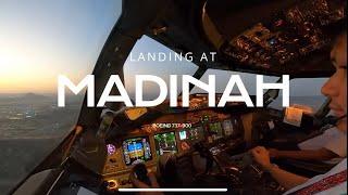 LANDING AT MADINAH - SAUDI ARABIA // BOEING 737 900