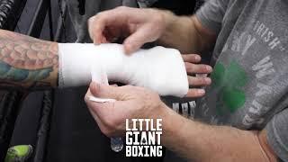 HOW TO WRAP YOUR HANDS LIKE A PRO/FREDDIE ROACH STYLE STEP BY STEP - A MASTER AT WRAPPING HANDS