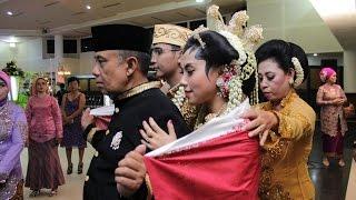 Panduan Temu Manten Adat Jawa dan Panggih Manten Adat Jawa by Raddin Wedding