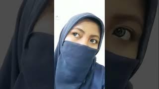 Cewek Pakai Masker Sepaket ciput Hijab