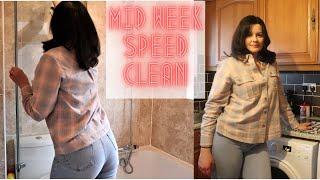 Clean With Me | An Essex Mums Mid Week Speed Clean | Kate Berry